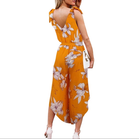 Sleeveless Shoulder Bandage Waistband Sexy V-Neck Wide Leg Long Jumpsuit - Picture 2 of 2